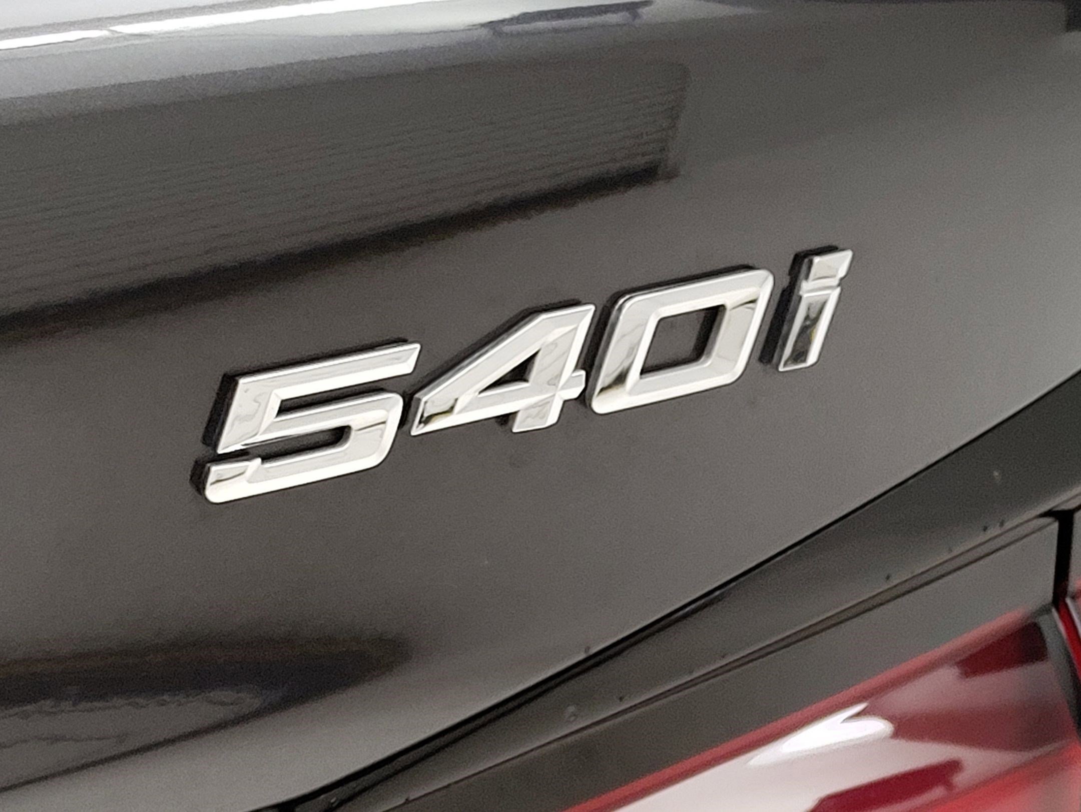 Certified 2023 BMW 540i w/ M Sport Package image 10