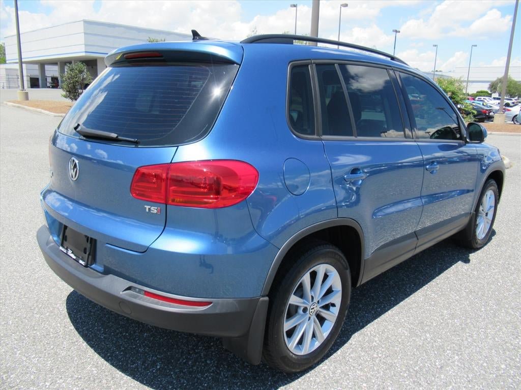 Used 2017 Volkswagen Tiguan Limited w/ Premium Package FWD image 7
