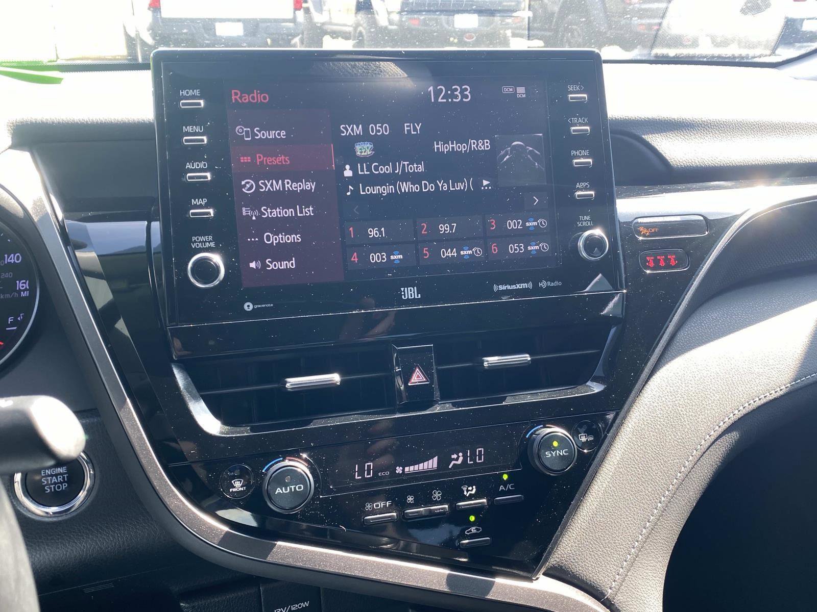 Used 2022 Toyota Camry XSE w/ Driver Assist Package image 28