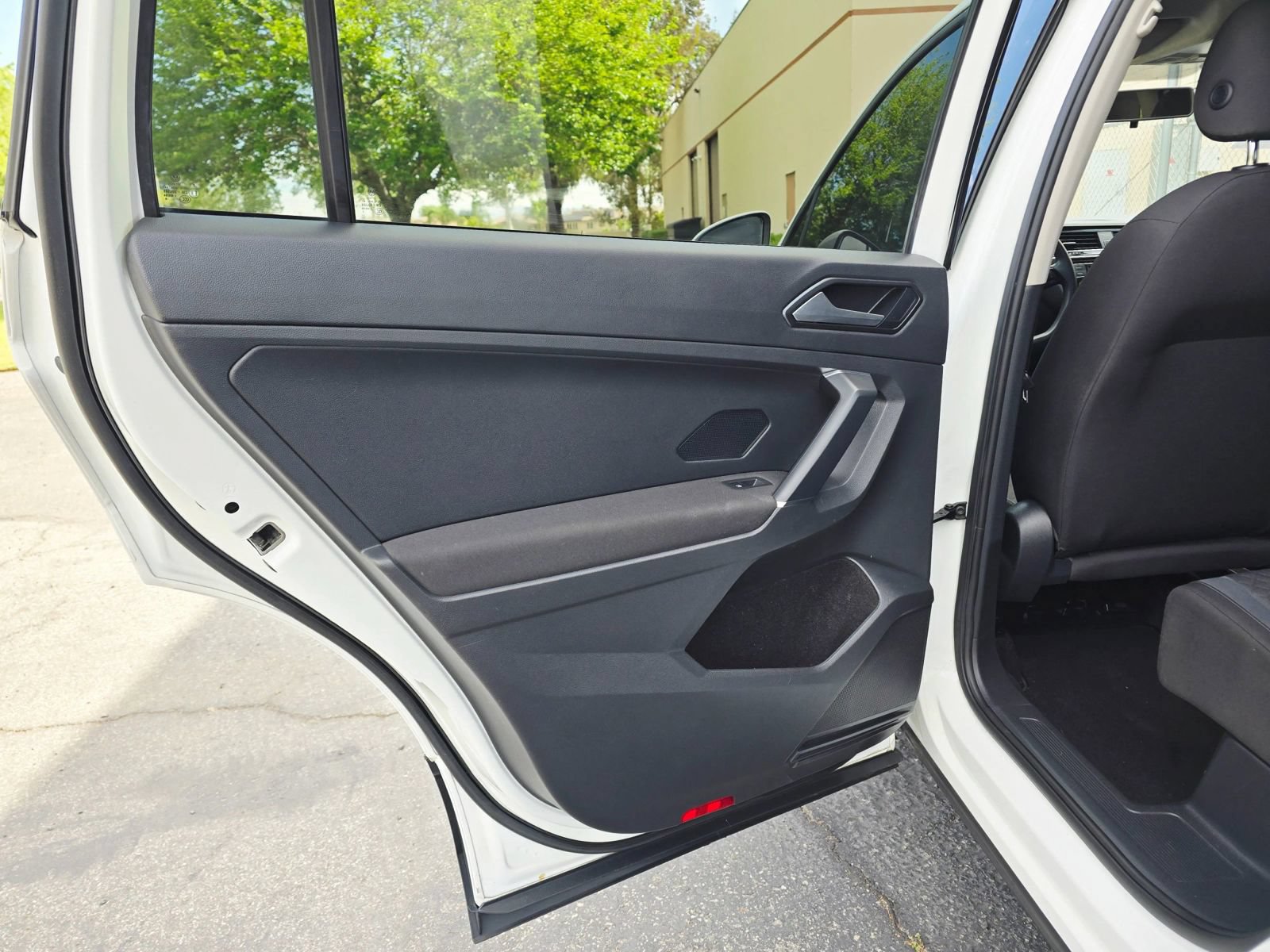 Used 2018 Volkswagen Tiguan S FWD image 40