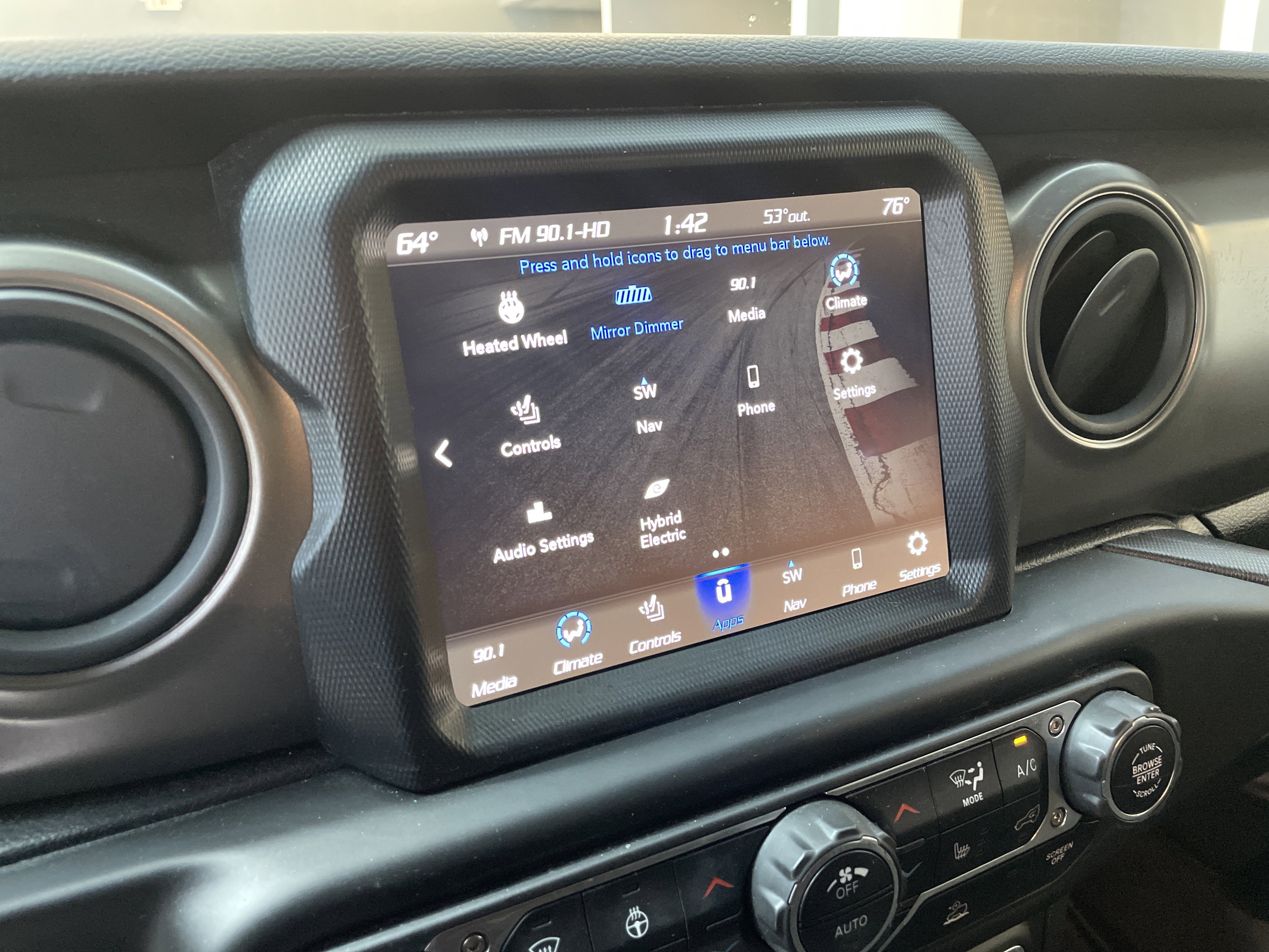 Used 2023 Jeep Wrangler Unlimited w/ Sun & Screen Package image 50