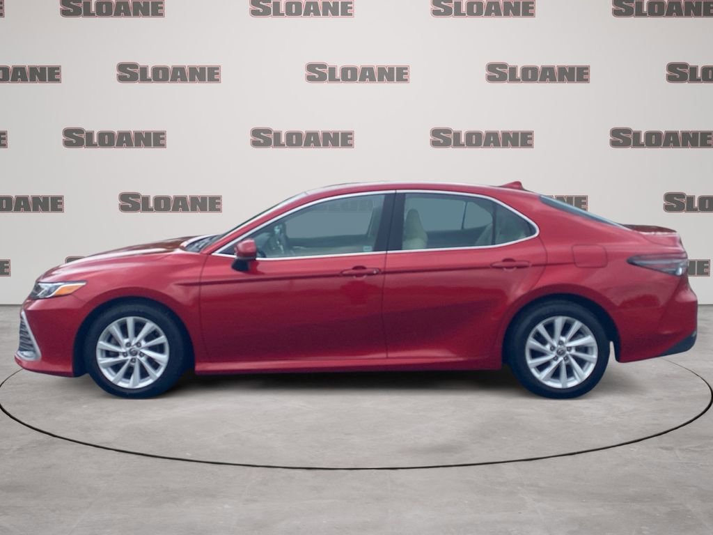 Used 2023 Toyota Camry LE FWD image 2