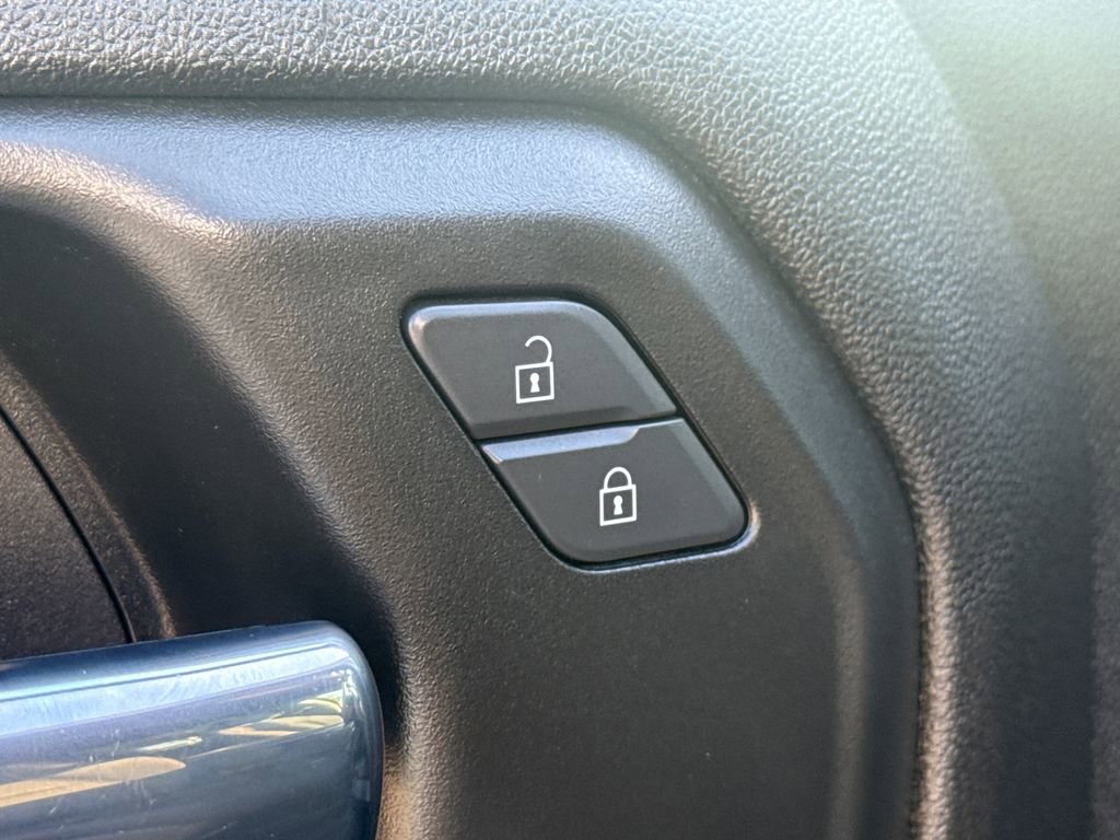 Used 2024 GMC Sierra 3500 Pro AWD/4WD image 21