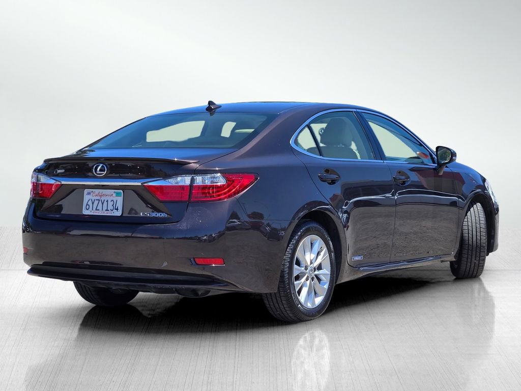 Used 2013 Lexus ES 300h w/ Luxury Pkg FWD image 5