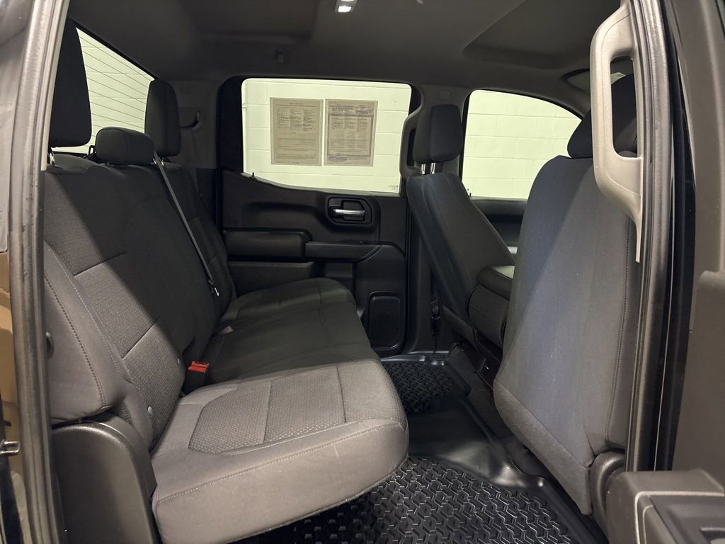 Used 2020 Chevrolet Silverado 1500 Custom Trail Boss w/ Custom Convenience Package AWD/4WD image 4