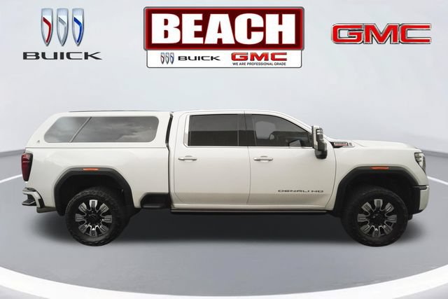 Used 2025 GMC Sierra 2500 Denali w/ Denali Reserve Package AWD/4WD image 2