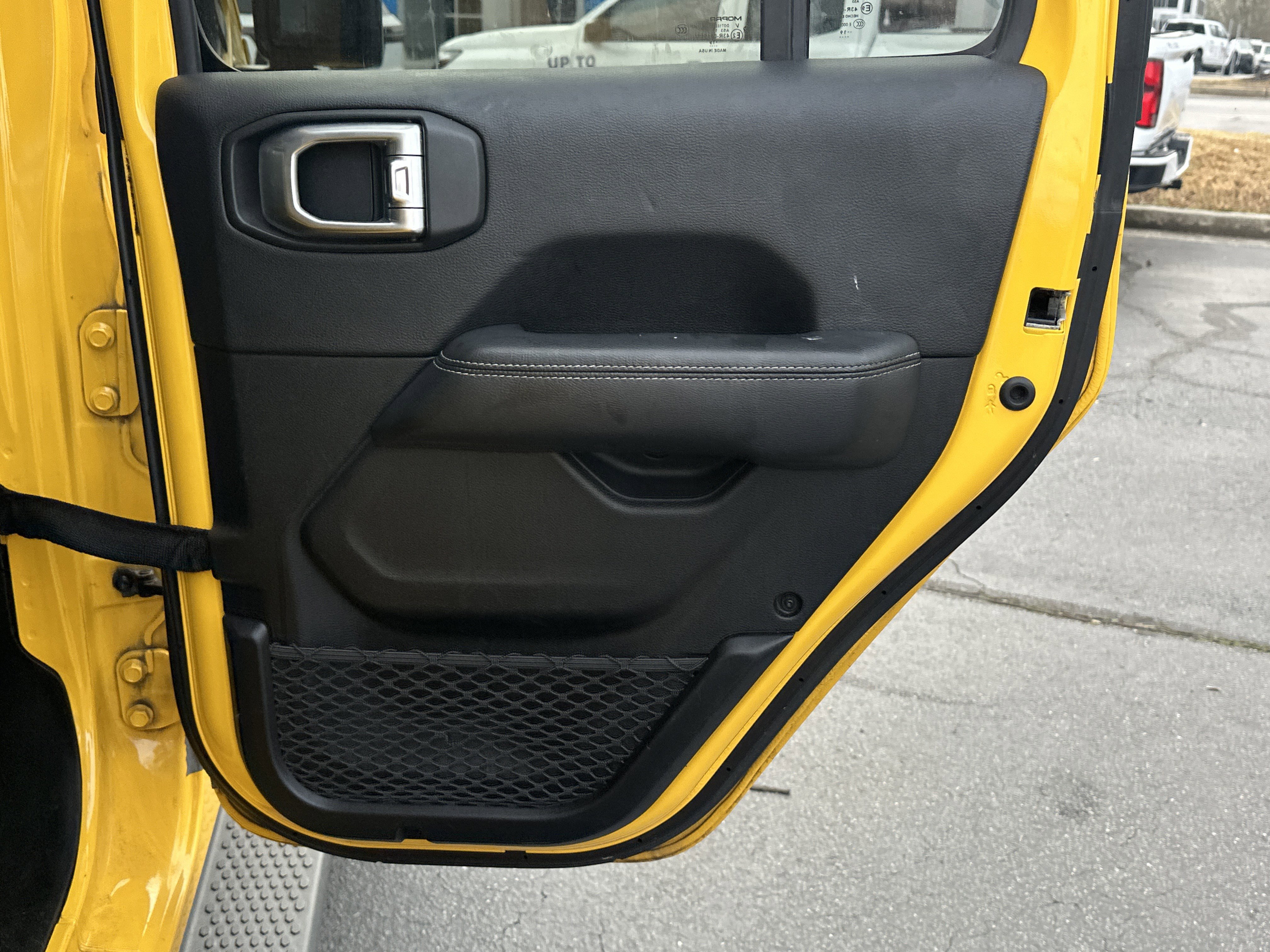 Used 2019 Jeep Wrangler Unlimited Sahara image 15