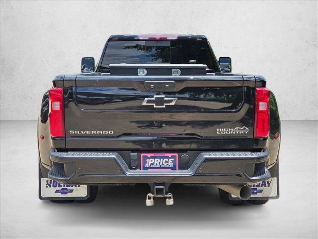 Used 2022 Chevrolet Silverado 3500 High Country w/ Safety Package II AWD/4WD image 7
