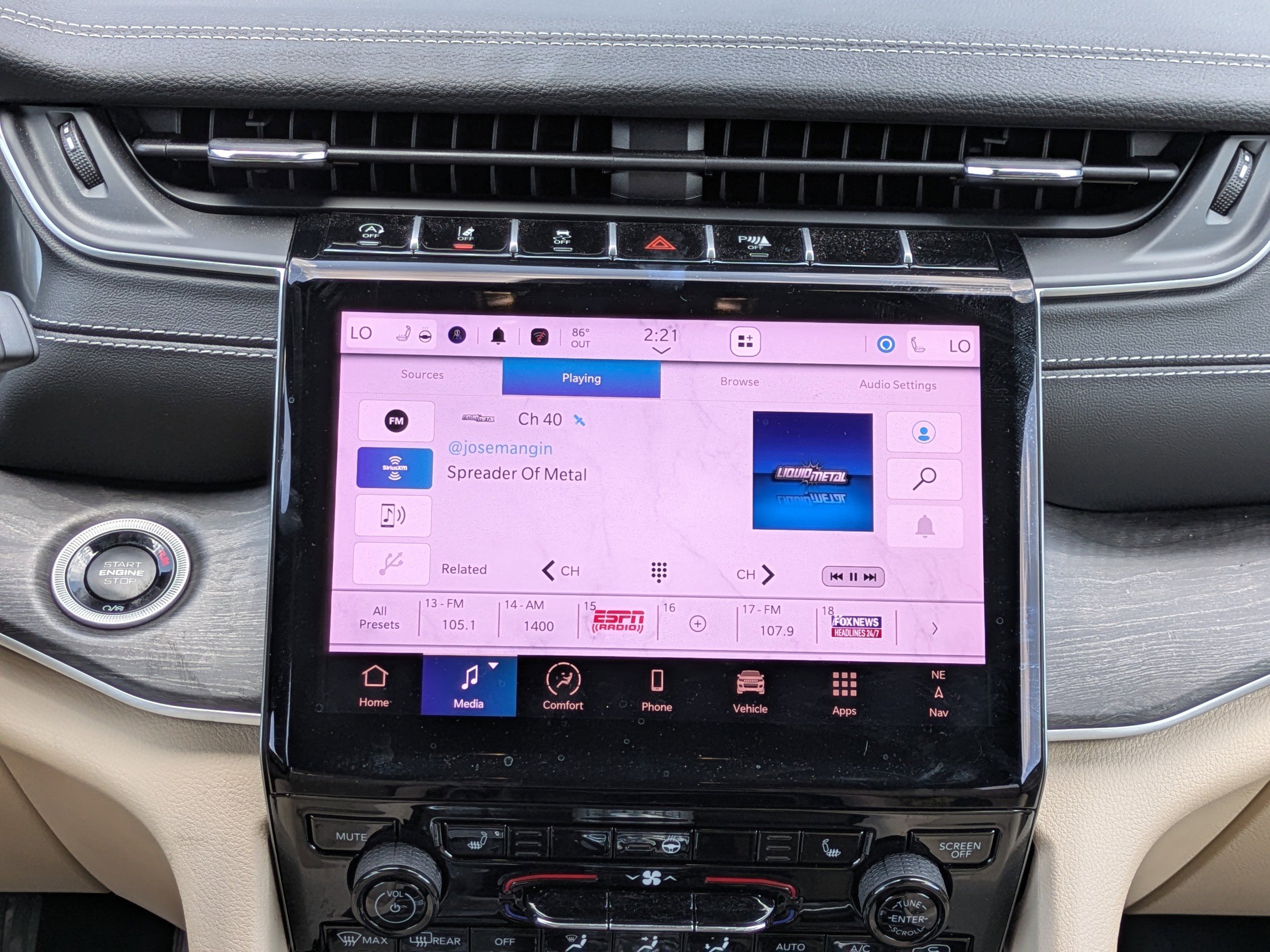 Certified 2024 Jeep Grand Cherokee Limited image 15