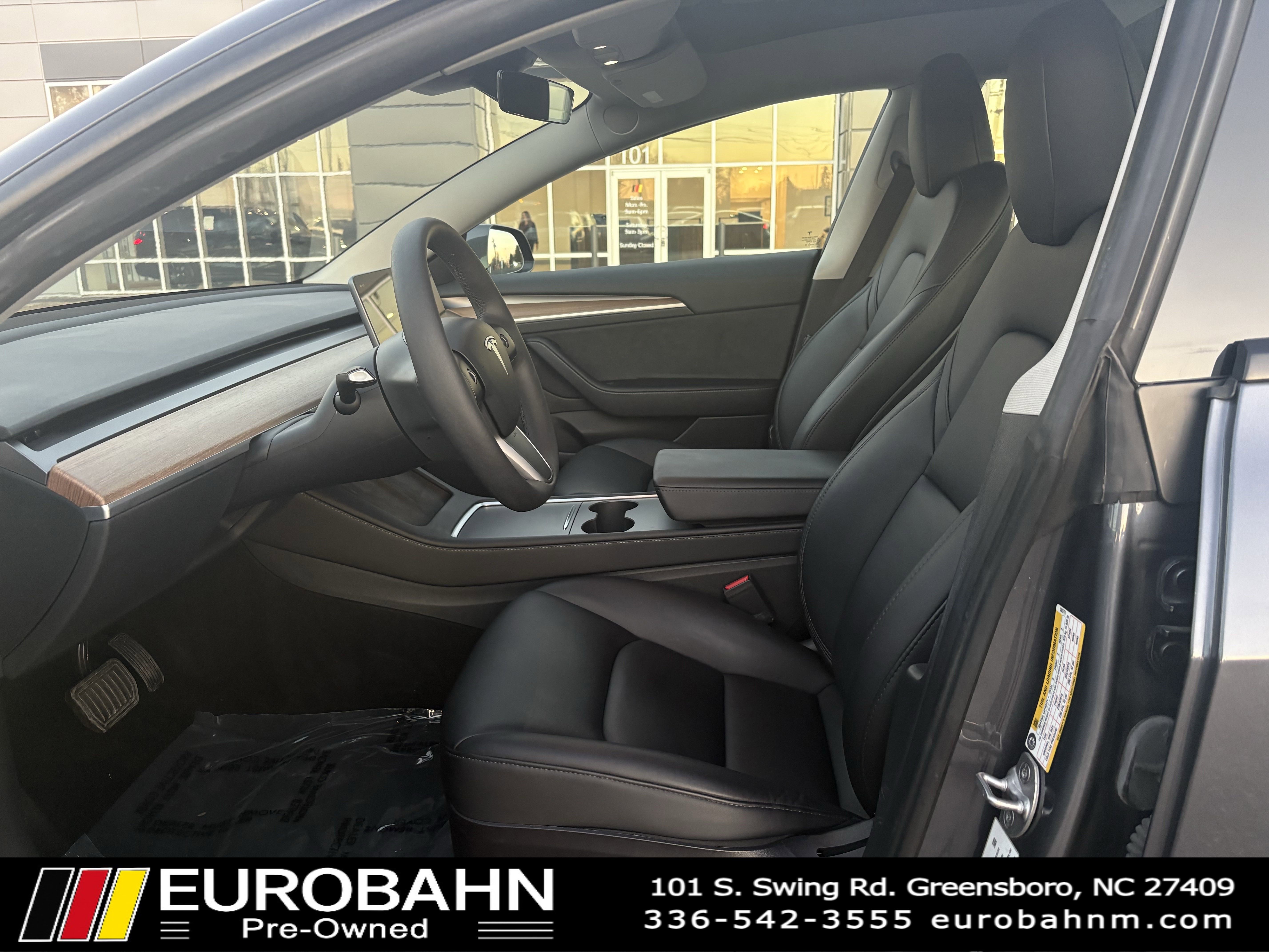 Used 2023 Tesla Model 3 Standard Range image 7