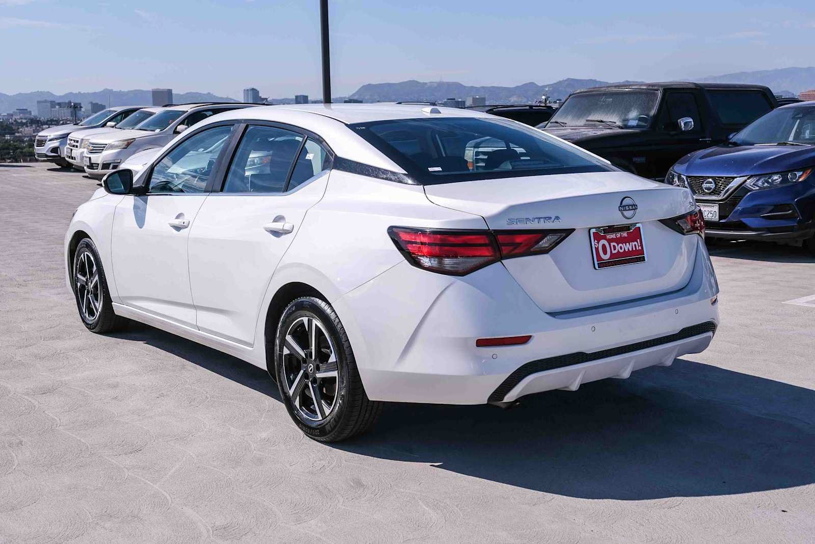 Used 2024 Nissan Sentra SV FWD image 6