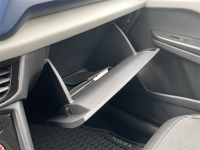 Used 2023 Volkswagen Taos SE image 30