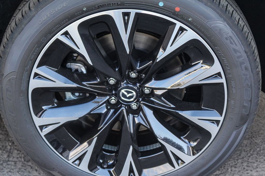 New 2026 MAZDA CX-90 Plug-In Hybrid w/ Premium Plus image 11