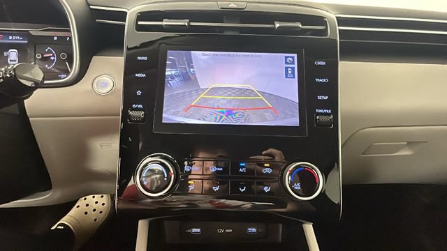 Used 2022 Hyundai Tucson SEL w/ Cargo Package AWD/4WD image 24