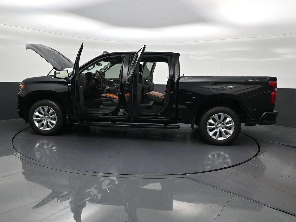 Used 2023 Chevrolet Silverado 1500 Custom RWD image 33