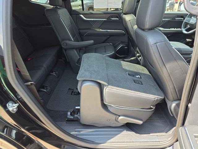 Used 2024 GMC Acadia Denali AWD/4WD image 17
