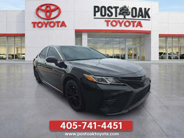 Used 2020 Toyota Camry SE FWD image 9