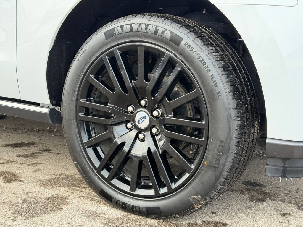 Used 2024 Ford Expedition Max Limited image 30