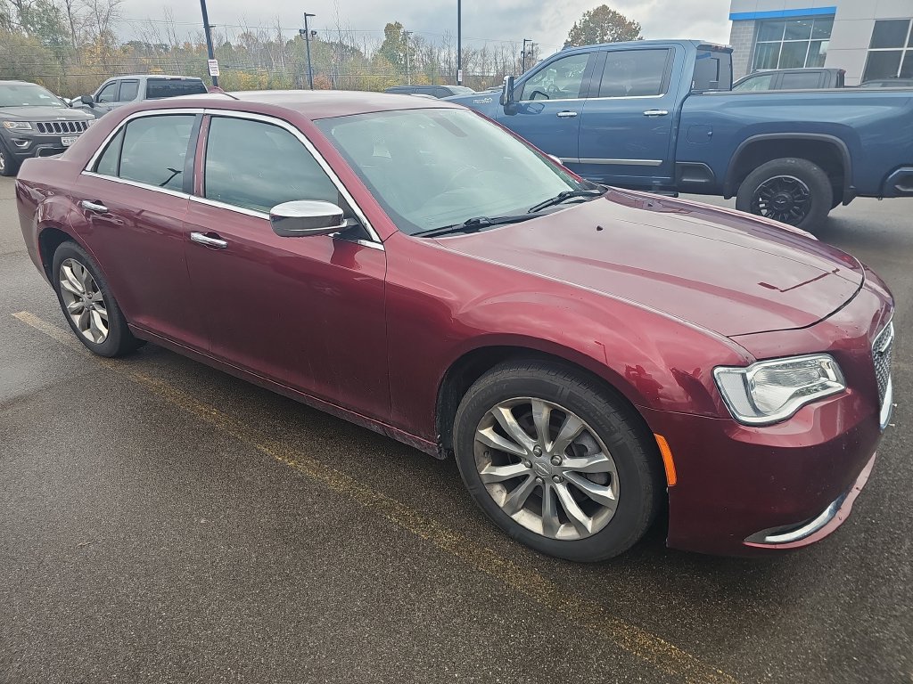 Used 2018 Chrysler 300 Limited AWD/4WD image 3