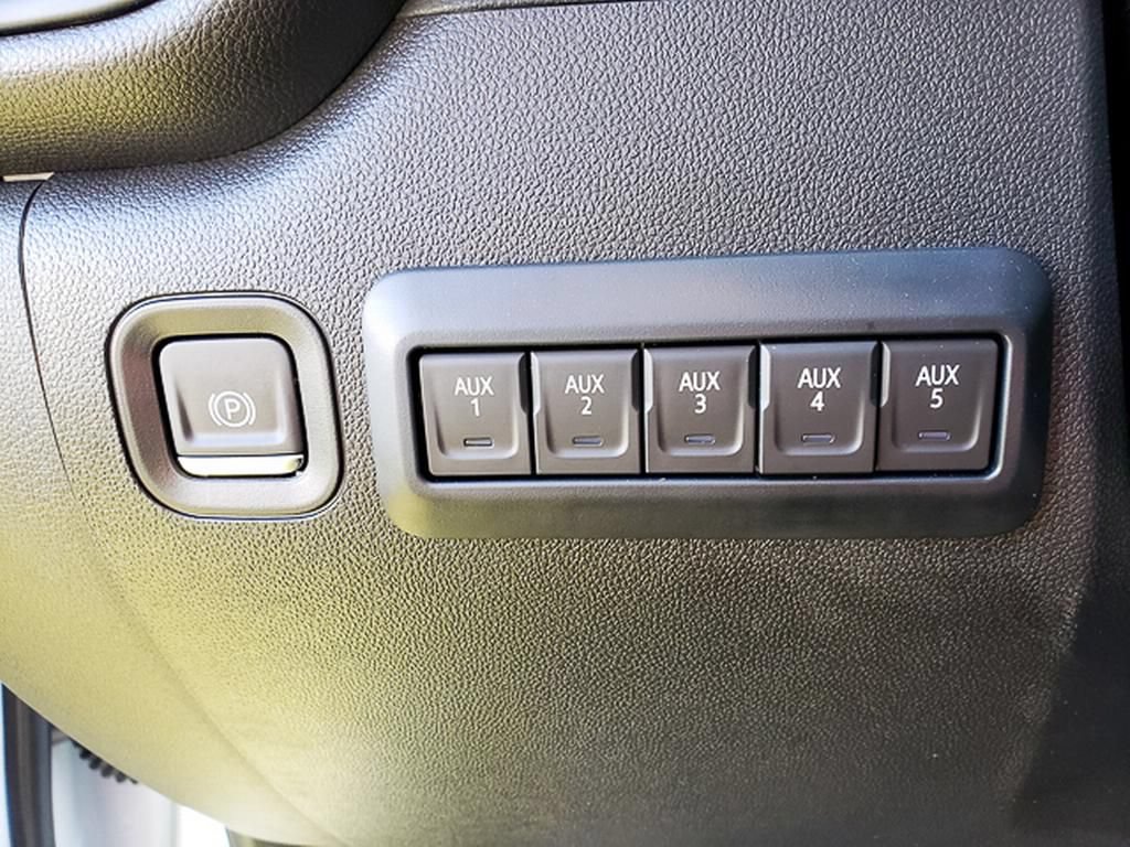 New 2025 Chevrolet Silverado 3500 W/T w/ WT Convenience Package AWD/4WD image 12