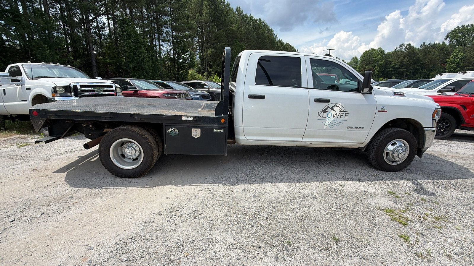 Used 2022 RAM 3500 Tradesman w/ Chrome Appearance Group AWD/4WD image 7