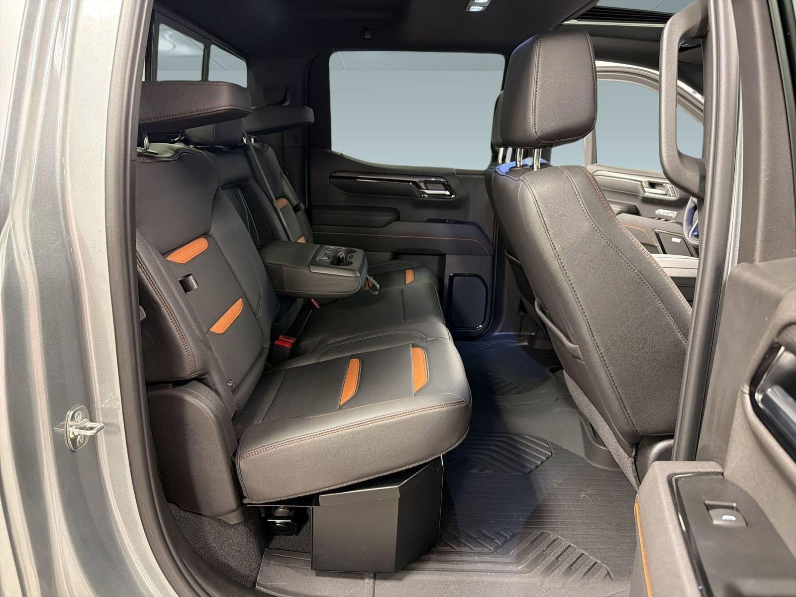 Used 2026 GMC Sierra 1500 AT4 w/ AT4 Premium Package image 30
