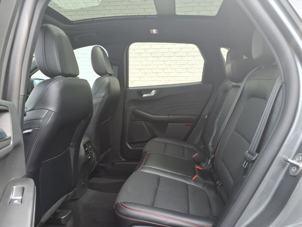 Used 2024 Ford Escape ST-Line w/ Tech Pack #1 image 13