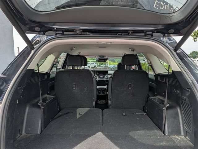 Used 2023 Kia Sorento EX AWD/4WD image 11