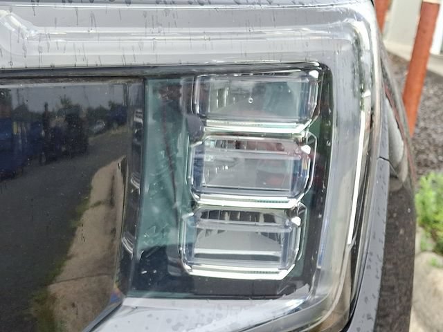 Used 2022 GMC Yukon SLE w/ Max Trailering Package AWD/4WD image 7