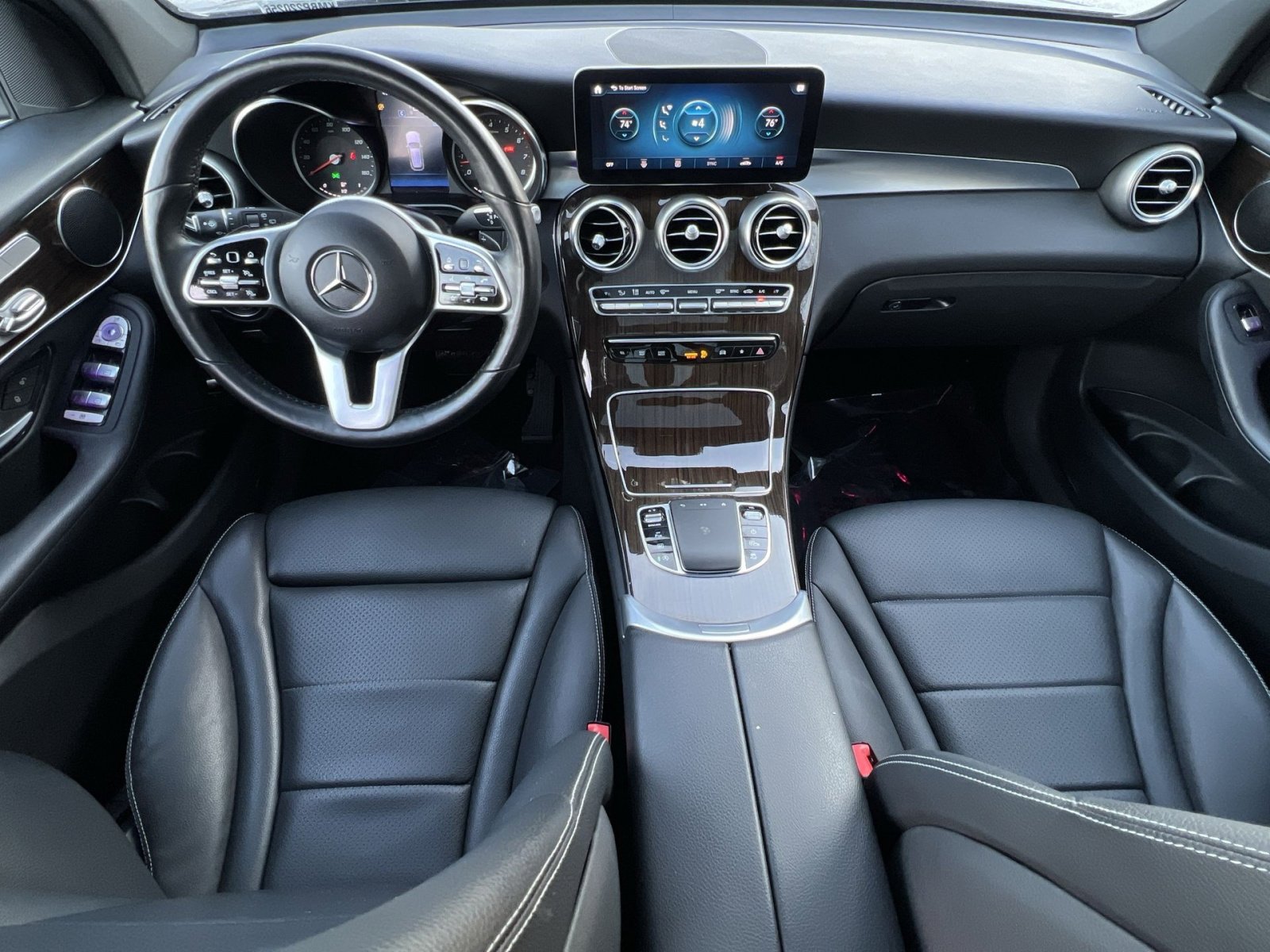 Certified 2022 Mercedes-Benz GLC 300 4MATIC w/ Premium Package Lite image 21