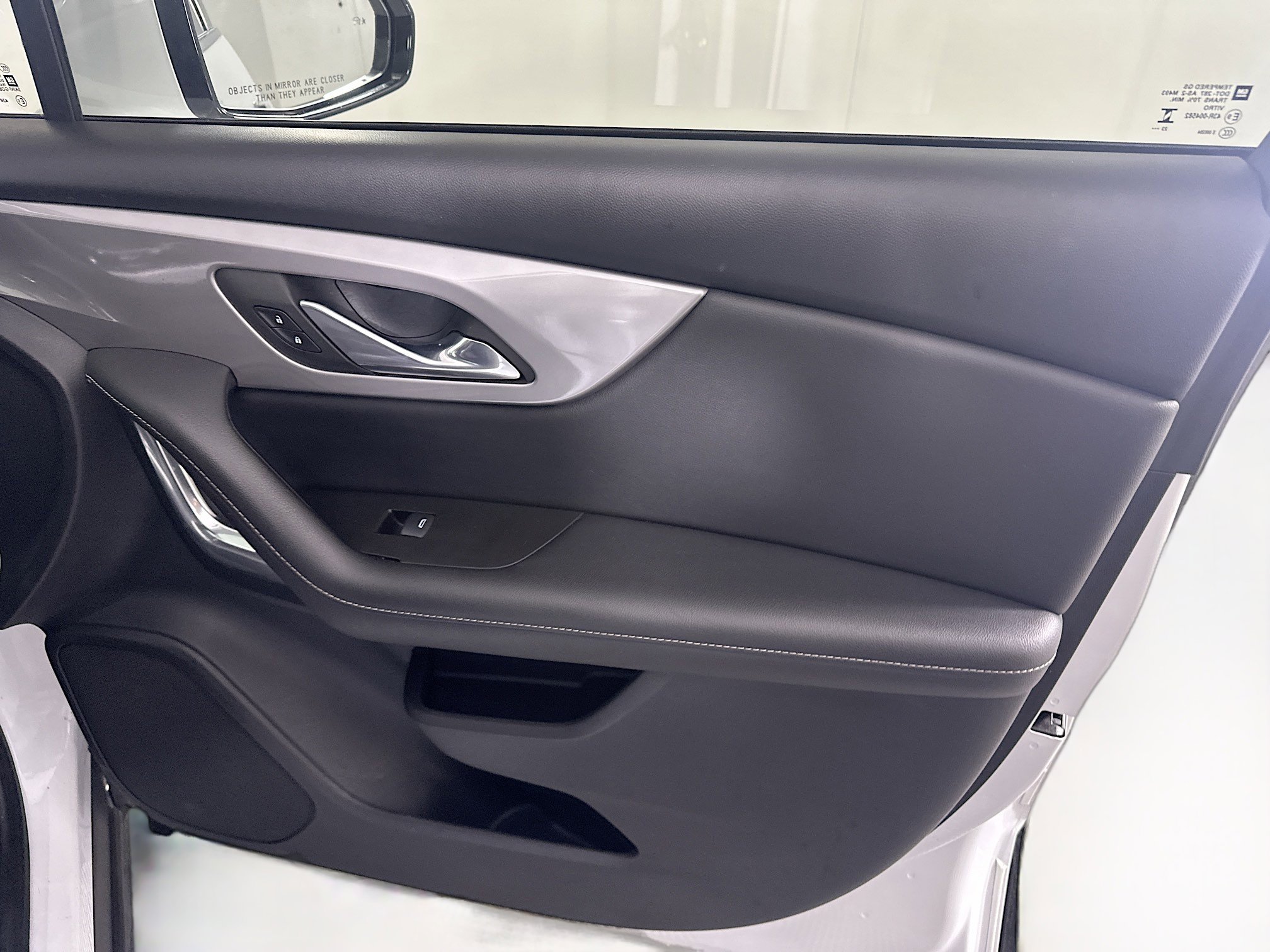 Used 2024 Chevrolet Blazer LT w/ Driver Confidence Package image 30