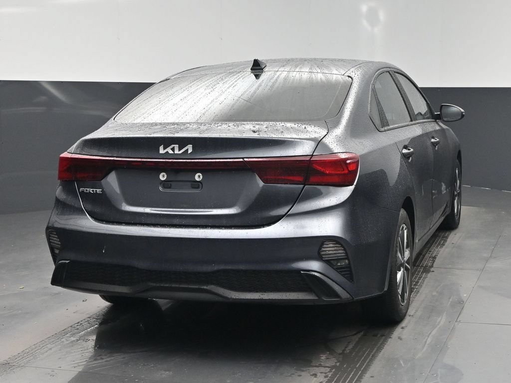 Used 2023 Kia Forte LXS w/ LXS Technology Package FWD image 11