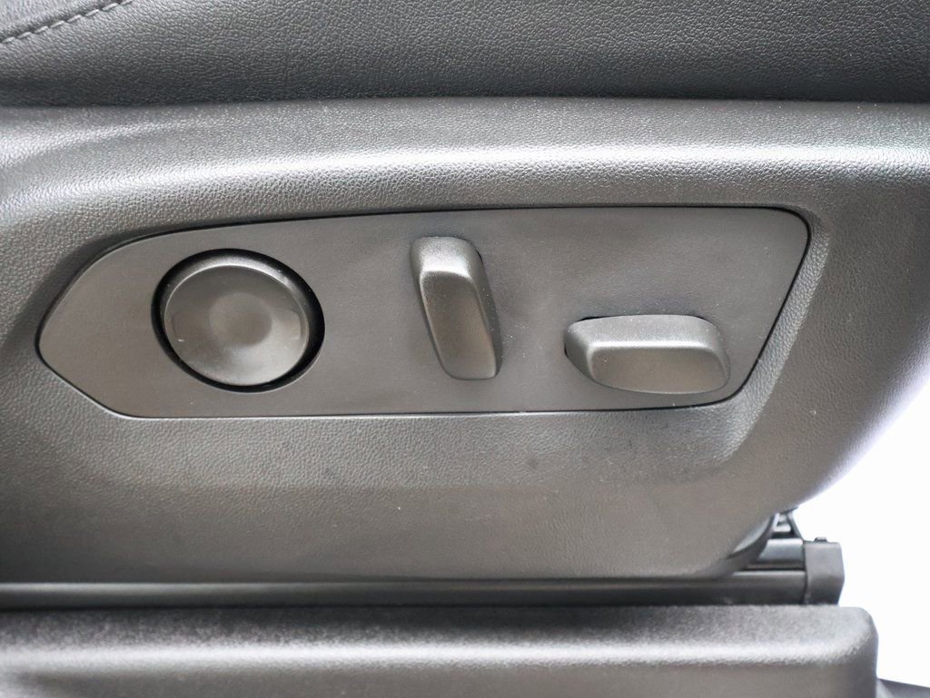 Certified 2022 Chevrolet Tahoe Z71 w/ Luxury Package image 45