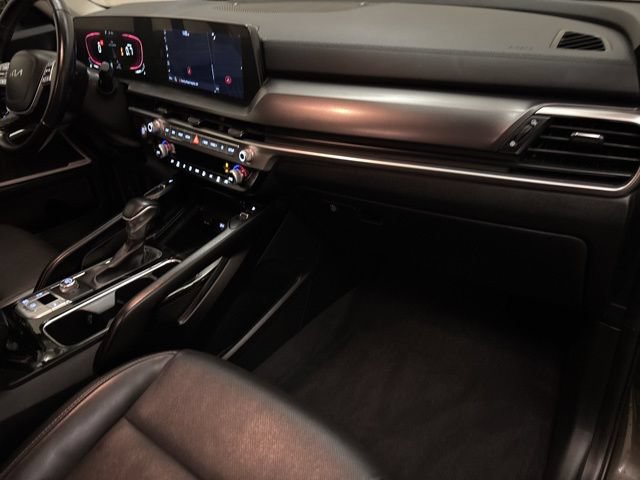 Certified 2024 Kia Telluride S FWD image 25