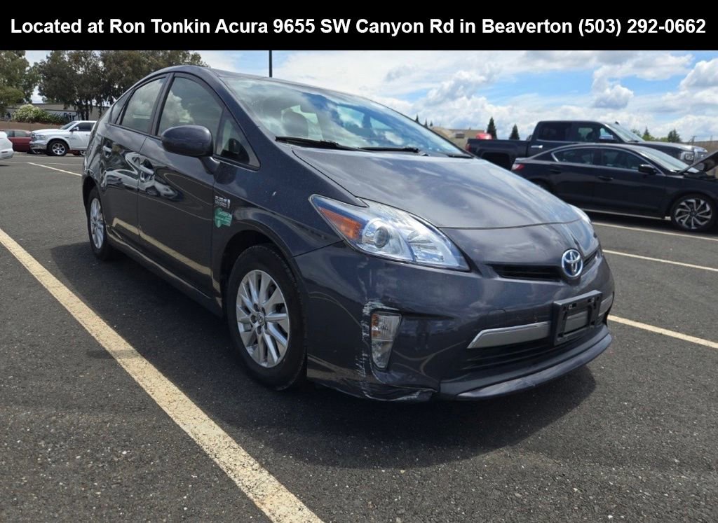 Used 2015 Toyota Prius Prime Plug-In Hybrid FWD image 1