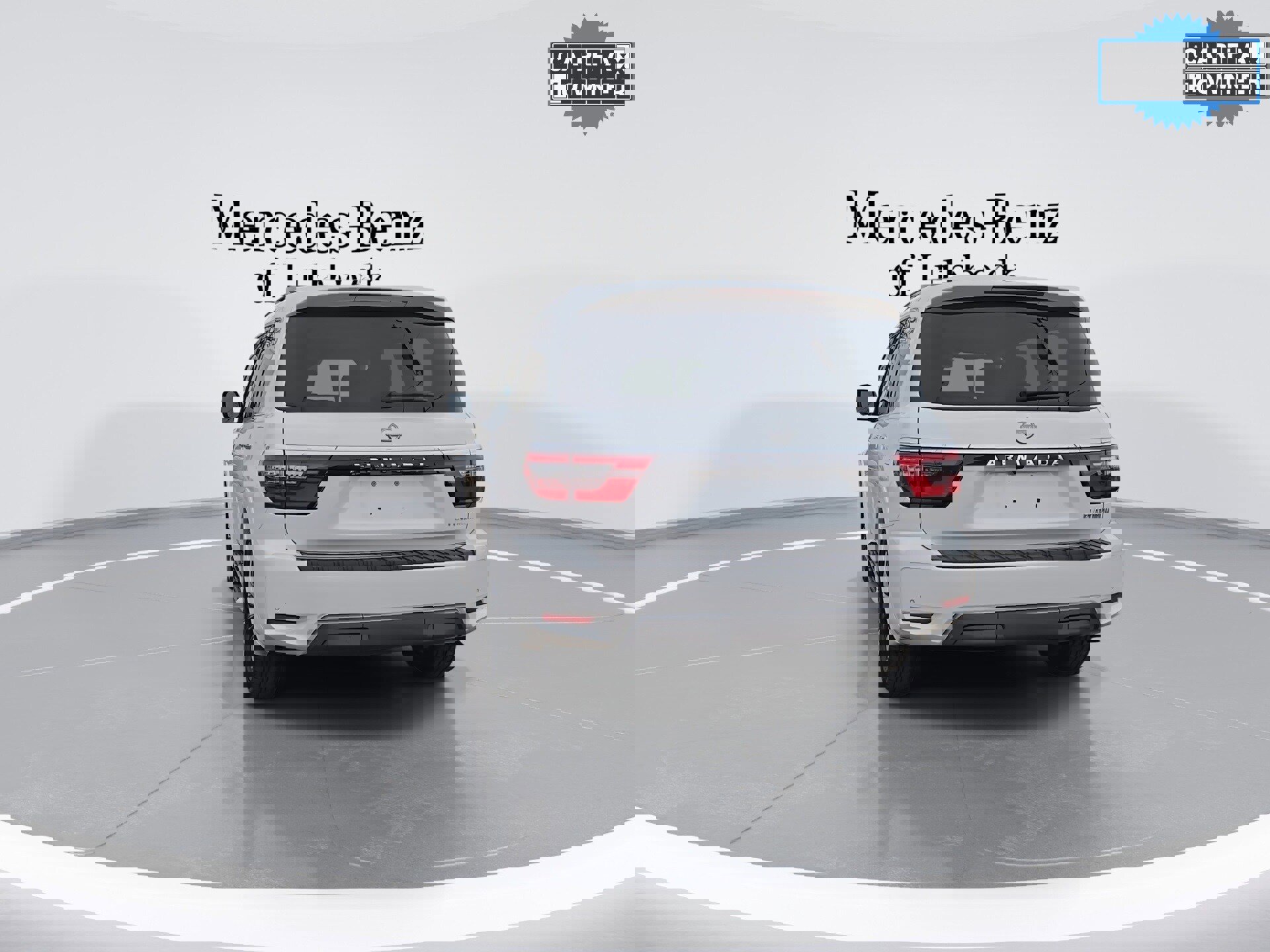 Used 2023 Nissan Armada Platinum w/ Captain's Chairs Package image 7