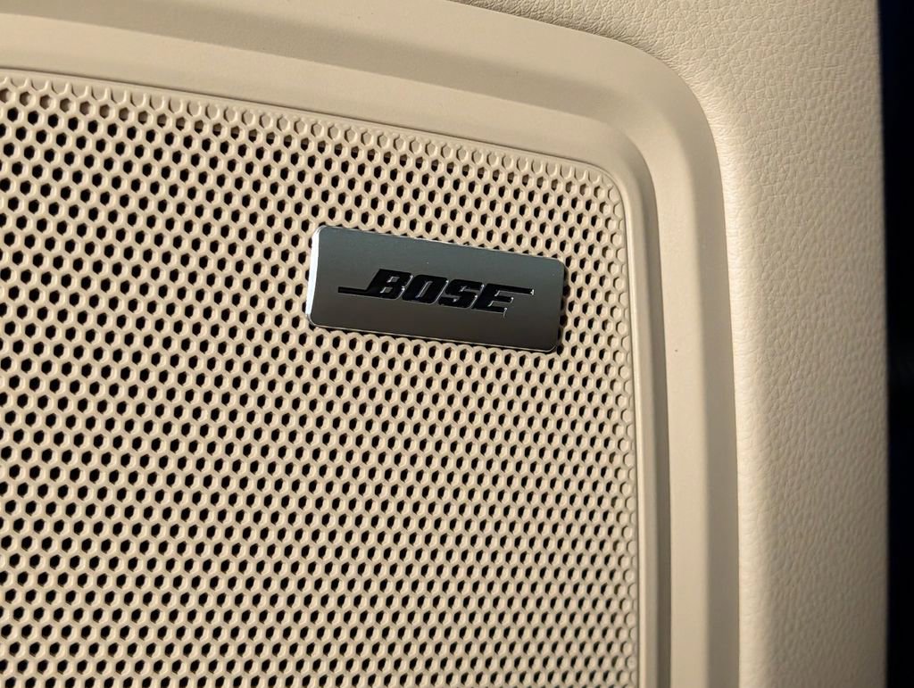 New 2026 Porsche Macan image 28