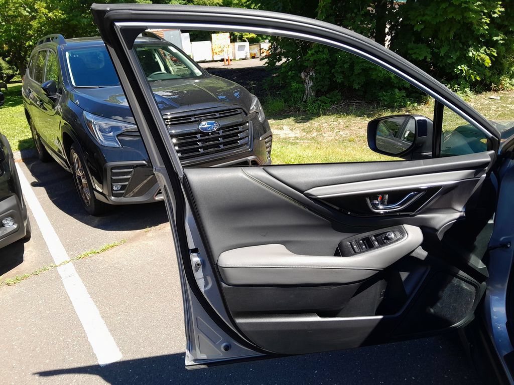 Certified 2023 Subaru Outback Onyx Edition XT AWD/4WD image 12