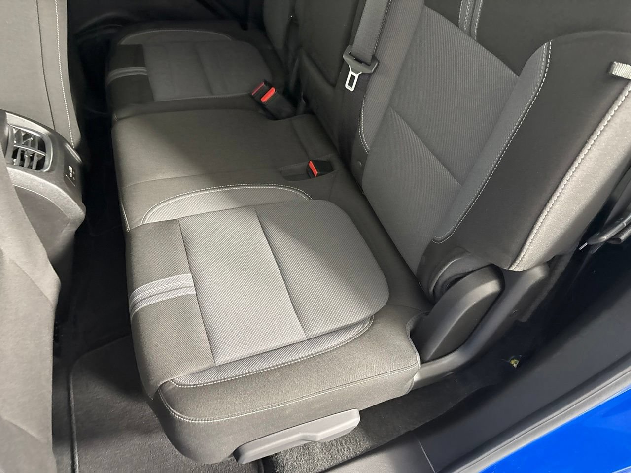 Used 2025 Chevrolet Blazer LT AWD/4WD image 27