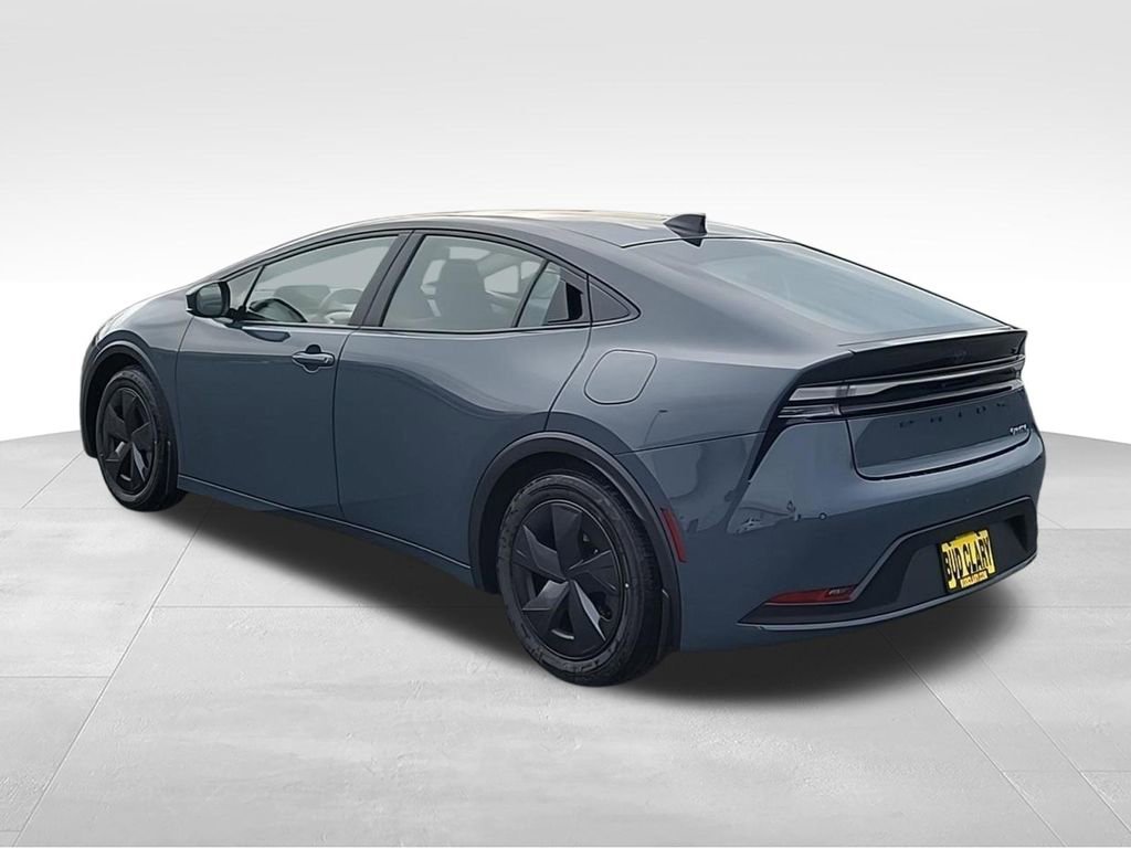 New 2026 Toyota Prius Plug-In Hybrid FWD image 6