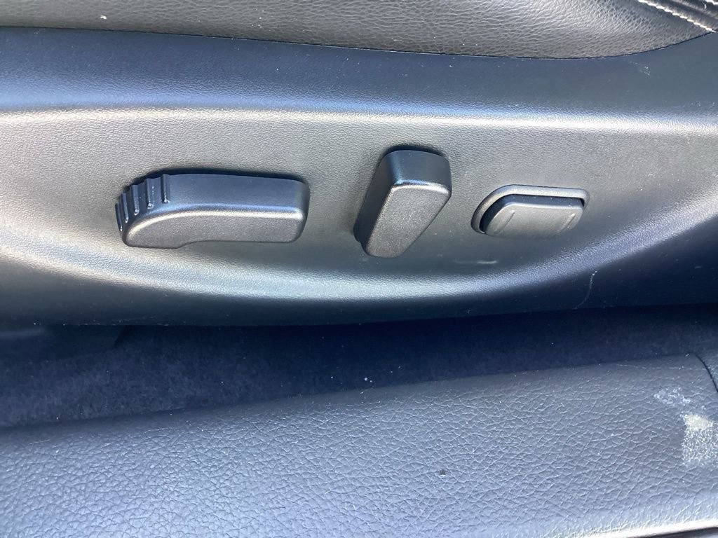 Used 2023 Nissan Maxima SV w/ Floor Mat Group image 17