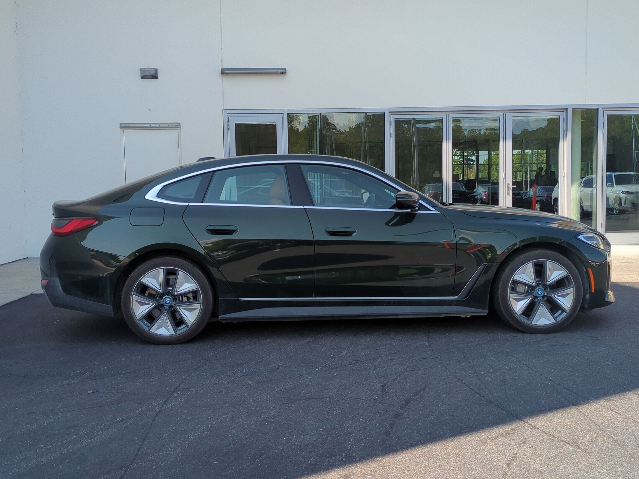 Certified 2024 BMW i4 eDrive35 w/ Premium Package RWD image 10