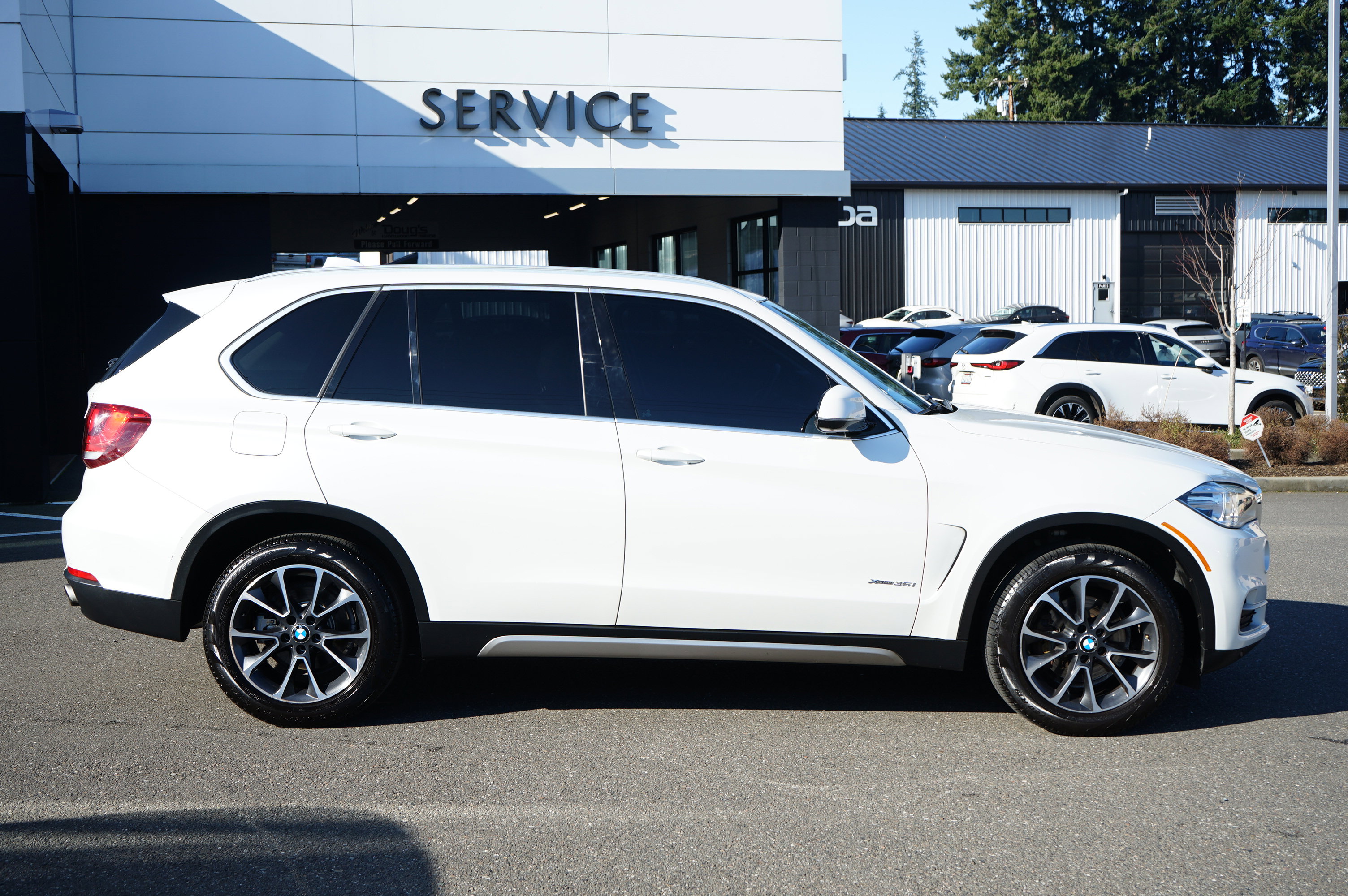 Used 2016 BMW X5 xDrive35i image 2