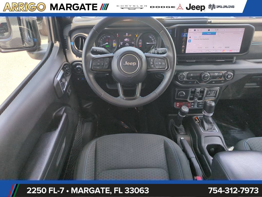 Used 2024 Jeep Wrangler Unlimited Rubicon 4xe AWD/4WD image 16