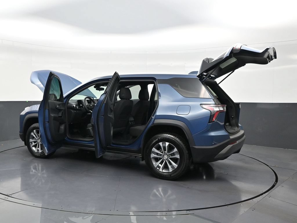 Used 2026 Chevrolet Equinox LT FWD image 31