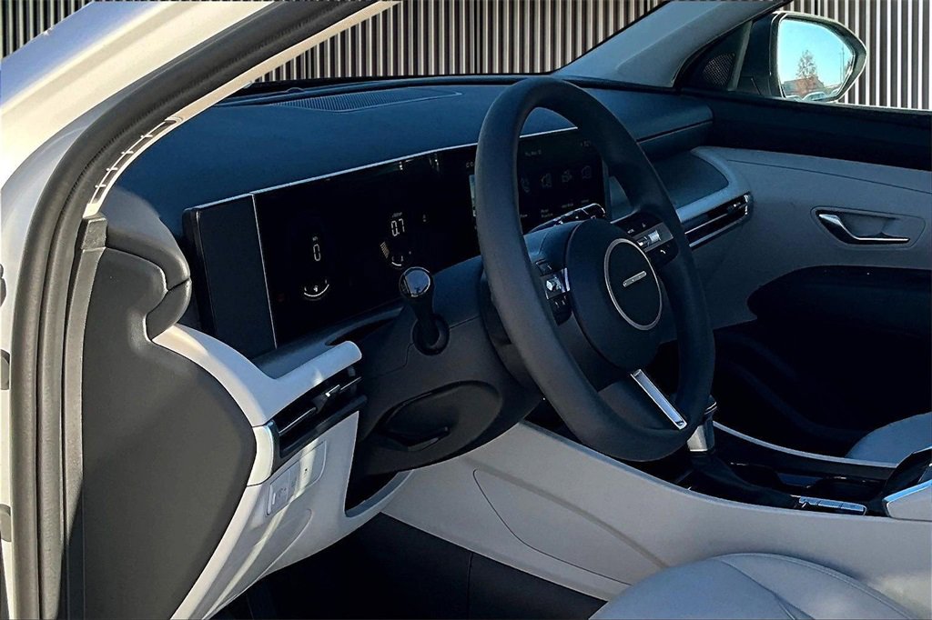 New 2026 Hyundai Tucson SEL image 6