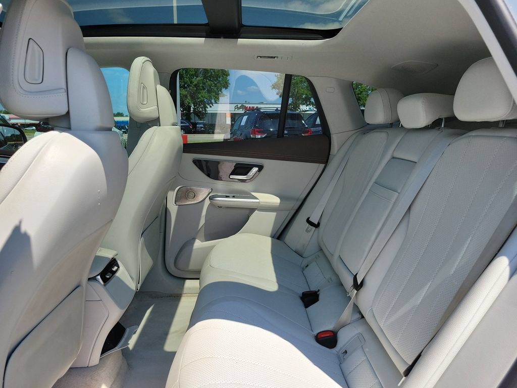 Used 2023 Mercedes-Benz EQE 350+ SUV image 15