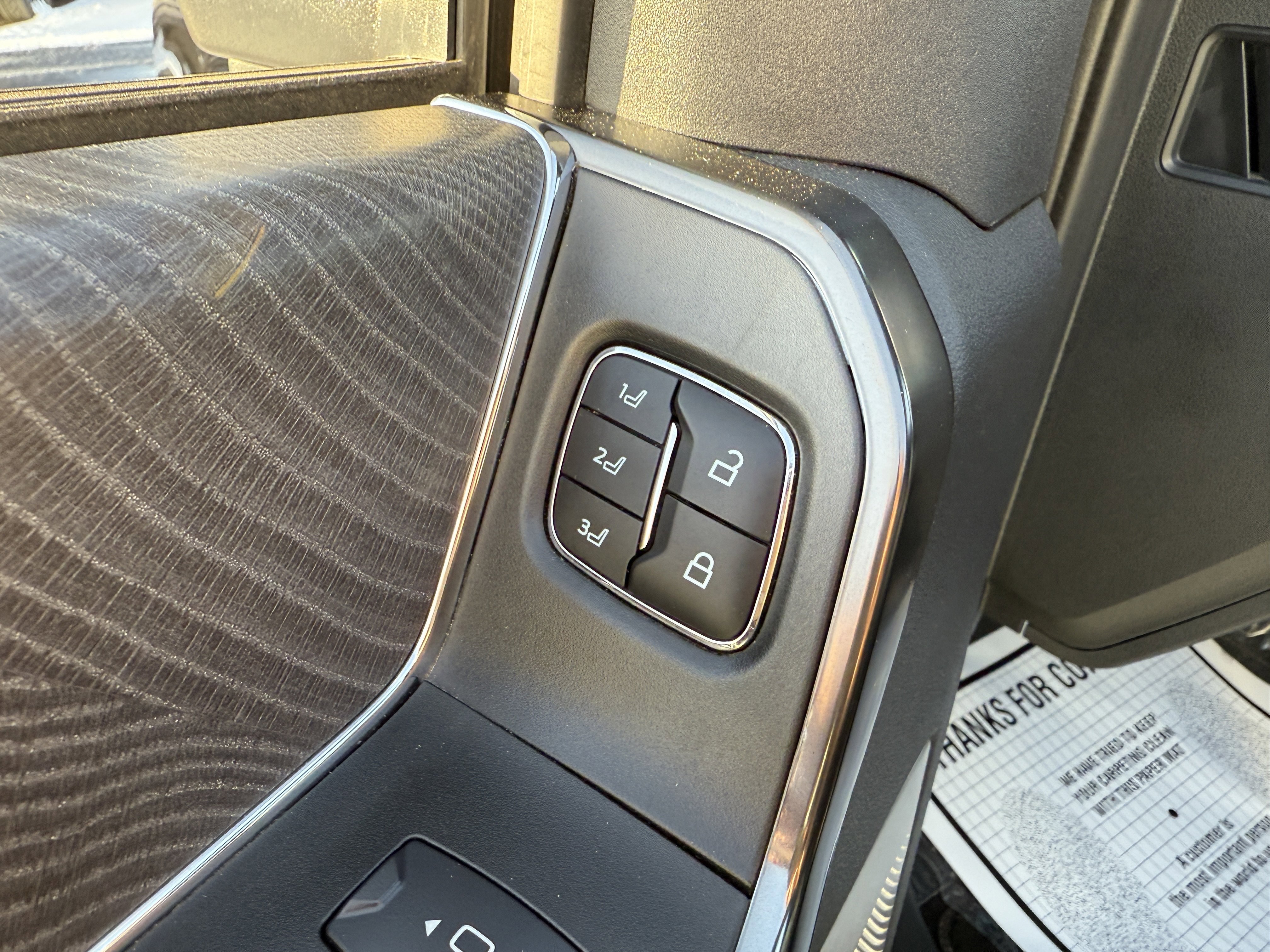 Used 2024 Ford F250 Platinum image 15