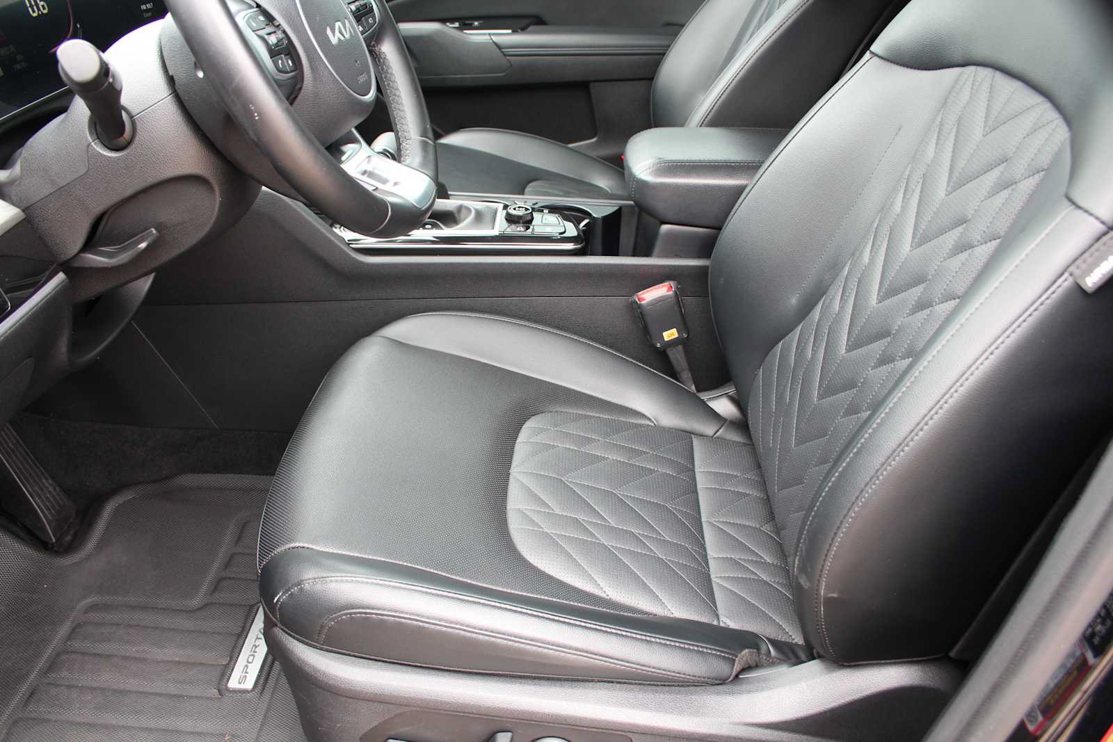 Used 2023 Kia Sportage X-Line w/ X-Line Premium Package AWD/4WD image 25