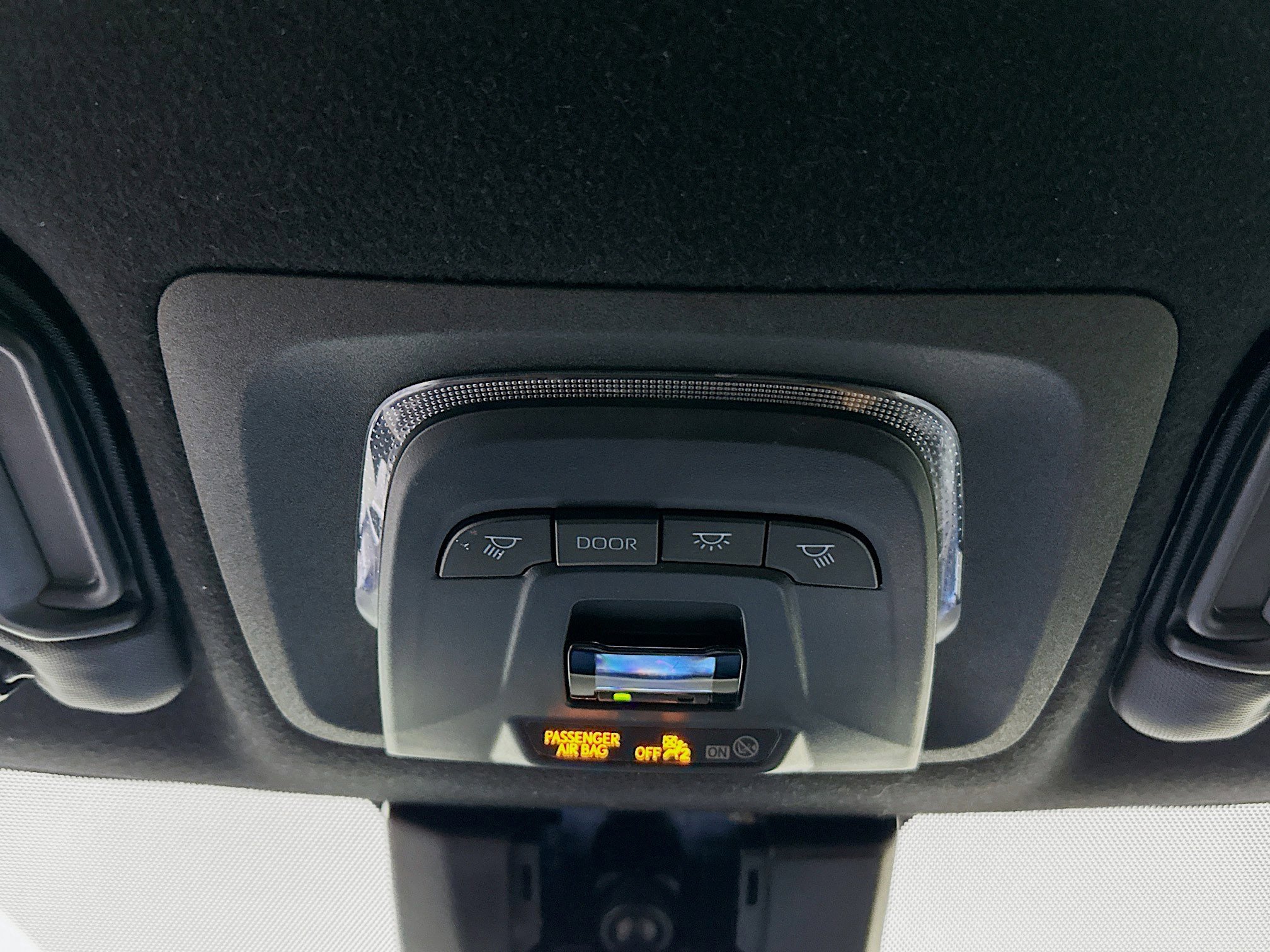 Used 2023 Toyota Corolla SE image 18